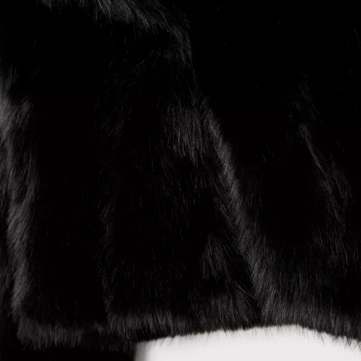 KUNSTPELZ-MANTEL BERGAMO – SCHWARZ
